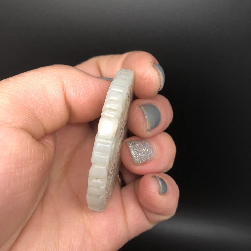 ANTIQUE 19TH C. NATURAL HETIAN JADE CARVED BIRDS FLOWER PENDANT - Image 4 of 4