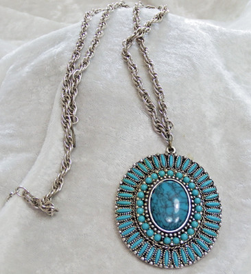 VINTAGE FAUX TURQUOISE SQUASH BLOSSOM NECKLACE