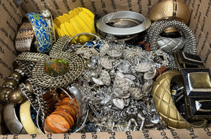 Junk Jewelry Mixed Lot Vintage Now Crafters Repair Harvest Upcycle 11LBS 11 OZ