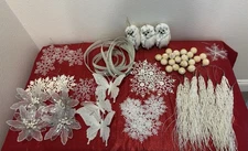 White Winter Wonderland Christmas Tree Home Decor Lot - Decorations