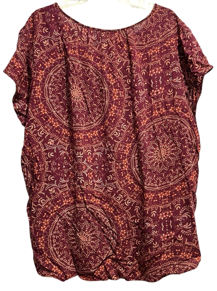 Top Sonoma Talla 3X Borgoña Medallón Campesino Boho Frontal Borla Corbatas Mangas Gorra Foto 2 de 4