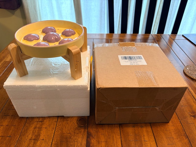 NIB Ceramic Elevated Cat Slow Feeder Bowl, Bowl Can be Alone, 6 oz Food