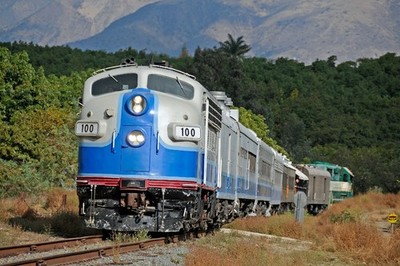 Fillmore & Western Railway EMD F7 Nr. 100 Santa Paula Nebenbahn 8,5 x 11 Foto