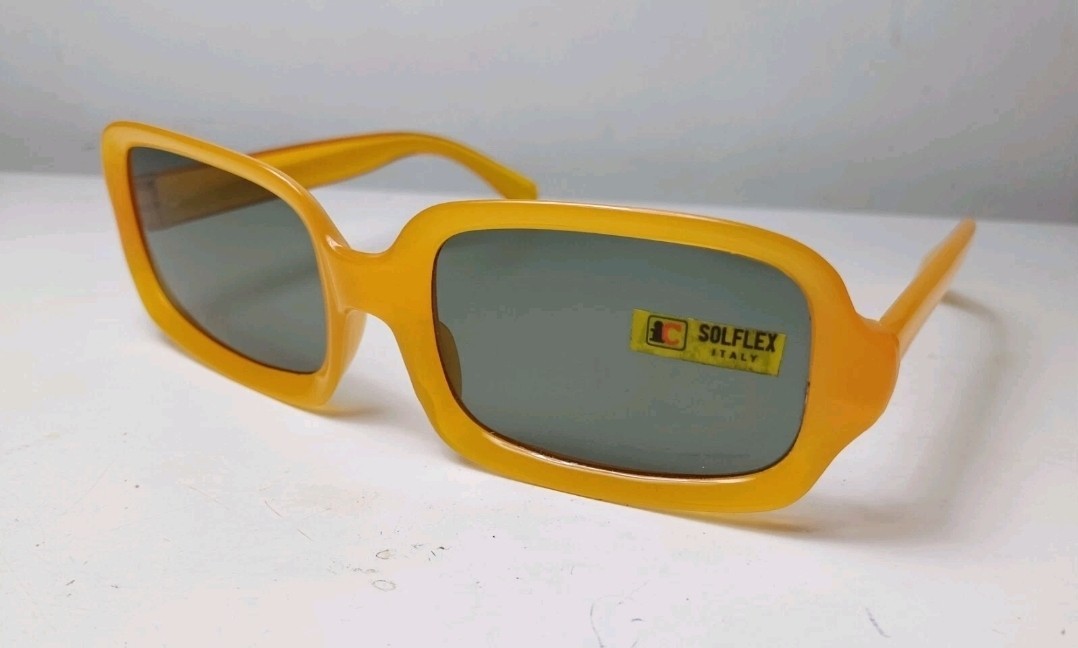 SOLFLEX 1960’s Sunglasses, Mod Unisex Sunglasses, Made in Italy Vintage Sunglasses NOS 1960 main image 3