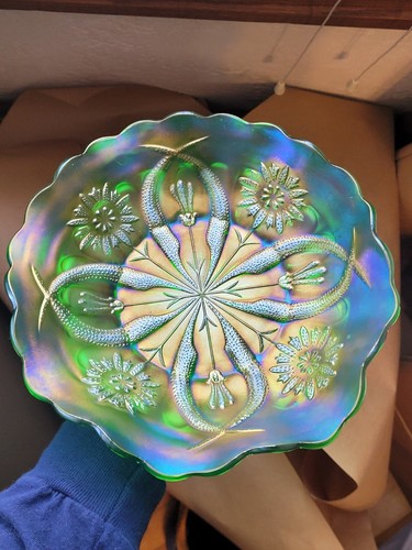 Nice Apple Green Carnival Glass Pods & Posies Ruffled Bowl by Brockwitz - Picture 2 of 16