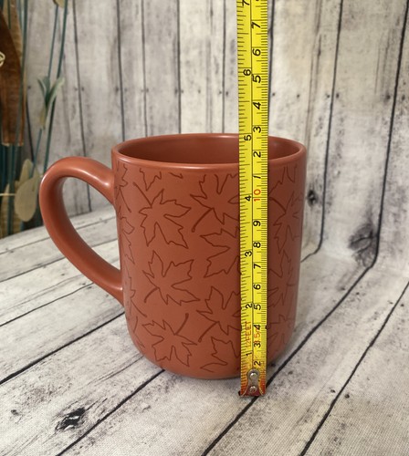 CIROA FALL LEAVES COFFEE MUG~STAMPED LEAF STYLE! TEXTURED! THANKSGIVING MUG NWT - Picture 4 of 6