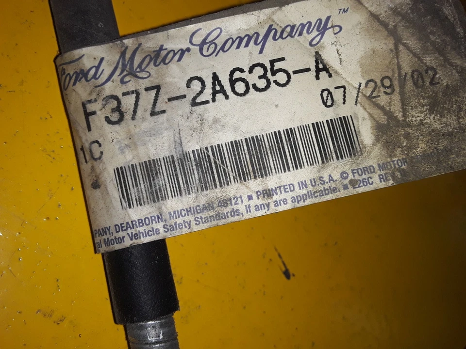 Cable de freno de estacionamiento trasero derecho OEM FORD Motorcraft BRCA-50 / F37Z-2A635-A Foto 4 de 4