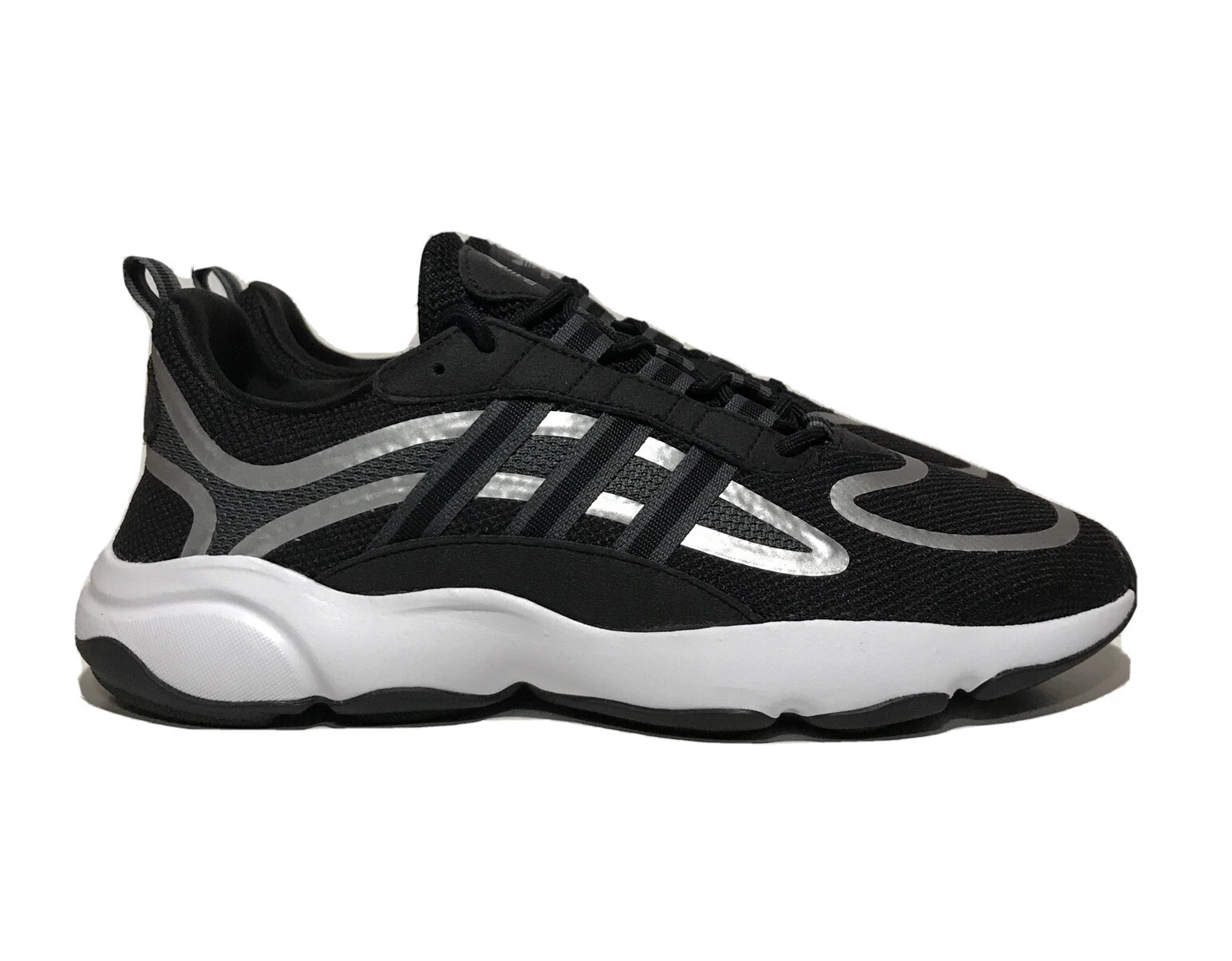 Sneaker da uomo nere Adidas Originals Haiwee taglia 11