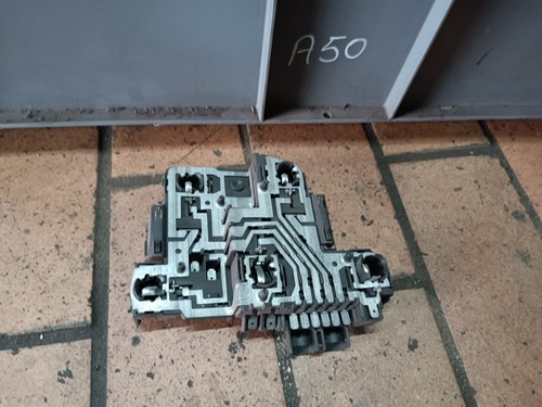 Lampenträger Träger Lampen links VW Golf II 2 19E 1G1 191945257