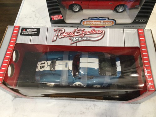 Road Signature Collection 1:18 1965 Shelby Cobra Daytona Coupe #15 - Picture 2 of 3