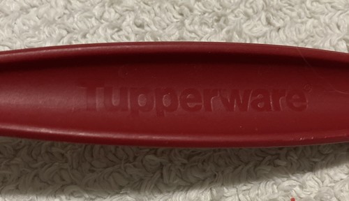 Tupperware Salad Serving Fork Spoon Red 12” Long Handle 6626A HTF - Picture 5 of 5