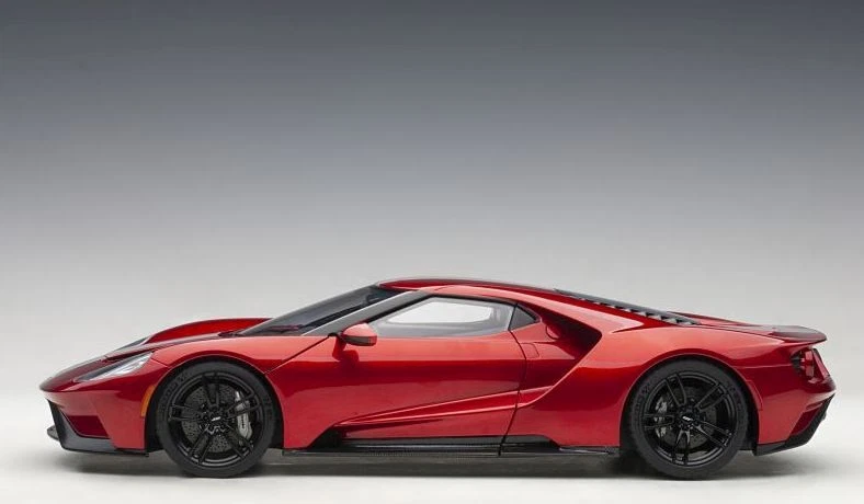 Ford GT 2017 Rojo Modelo De Coche 1:18 Autoart - Imagen 3 de 4