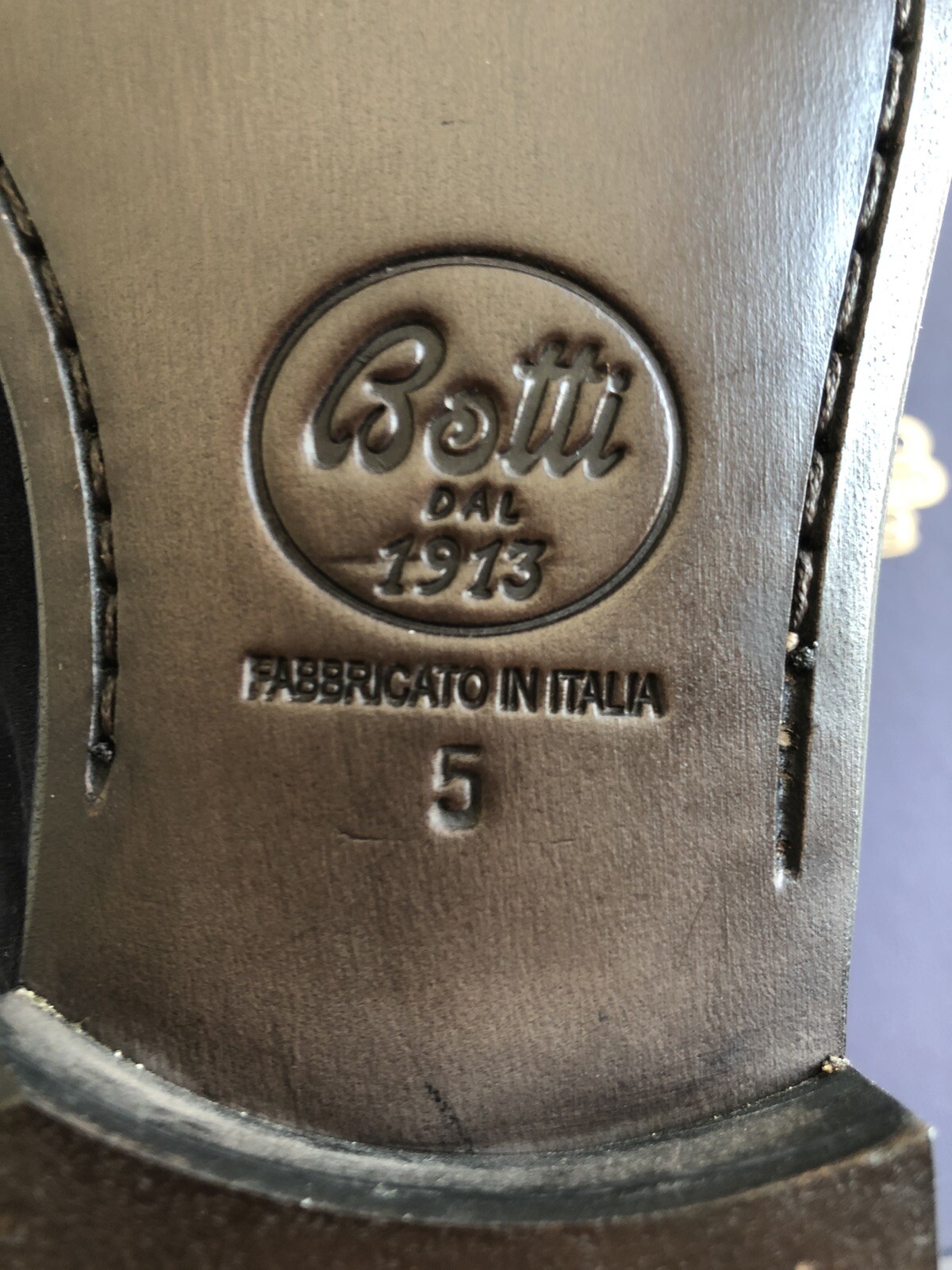 Foto 7 di 12
