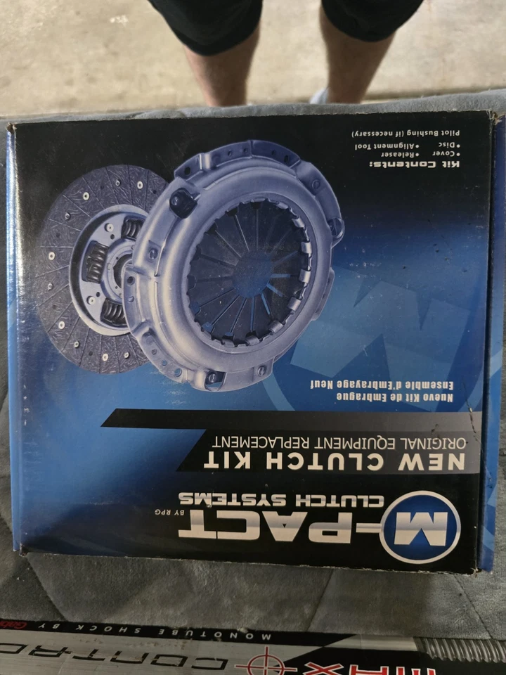 1995 To 2001 Ford Ranger Clutch And Transmission Rebuild Kit And Gears - Image 3 of 4