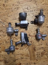mehrere Dynamo und Dynamolampen, Oldtimer Fahrrad 