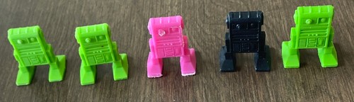 5x Original 1978 Galaxy Laser Team Robot Star Patrol Tim Mee PVC Toy 1.25"