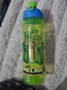 MINECRAFT OCELOT  Zak Designs 20 oz Water Bottle W/ Snap Lid & Carry Handle New
