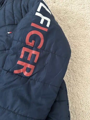 Boy’s Tommy Hilfiger Hooded Puffer Winter Jacket Fleece Lined Insulated Size 5/6 - Picture 12 of 12