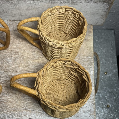 Lote de 4 portavasos boho vintage años 70 mimbre ratán con asas 4,5x3,5" RARO - Imagen 5 de 24