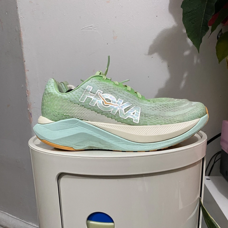 Zapatilla deportiva para mujer talla 8 Hoka One Mach X Foto 2 de 4