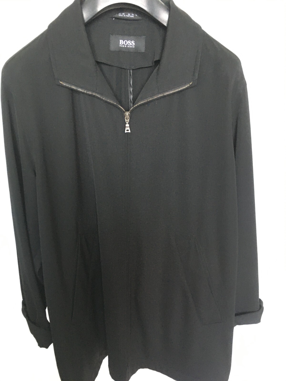 Luxury Men's XL Black Hugo Boss Designer Jacket for All Occasions