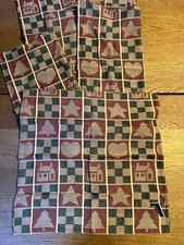 Christmas Napkins Cloth Set of 6 Tapestry Style Red Green 18” Sq
