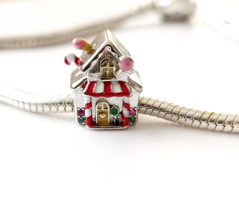 🩷Gingerbread House Charm Genuine S925 Sterling Silver Christmas Present🩷 - Image 3 of 4