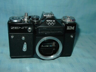 ZENIT  EM  mit OLYMPIA  ZEICHEN  MOSHVA  80