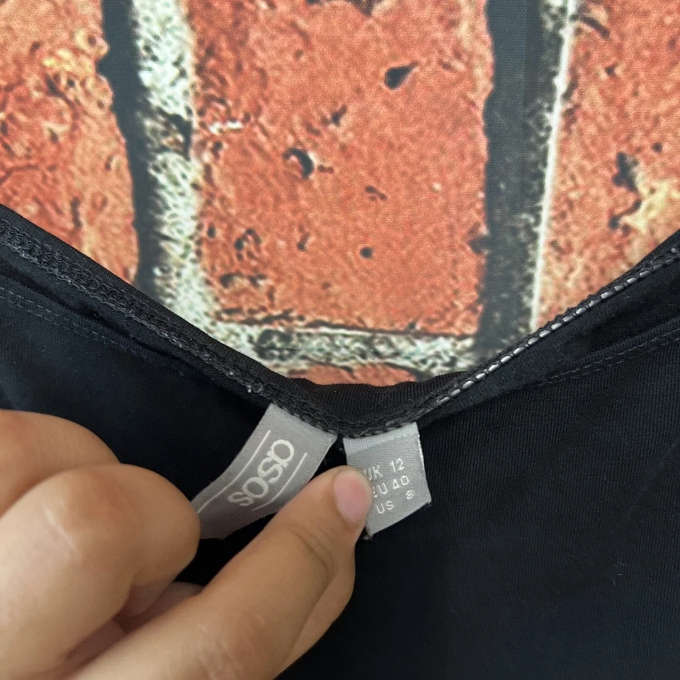 Mono negro sin mangas para mujer talla 8 de ASOS Foto 3 de 4