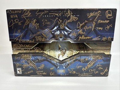 Developers Signed StarCraft II: 2 Legacy of the Void -- Collector's Edition