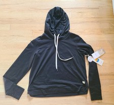 NWT  VUORI Halo essential Hoodie SZ SMALL Black Heather