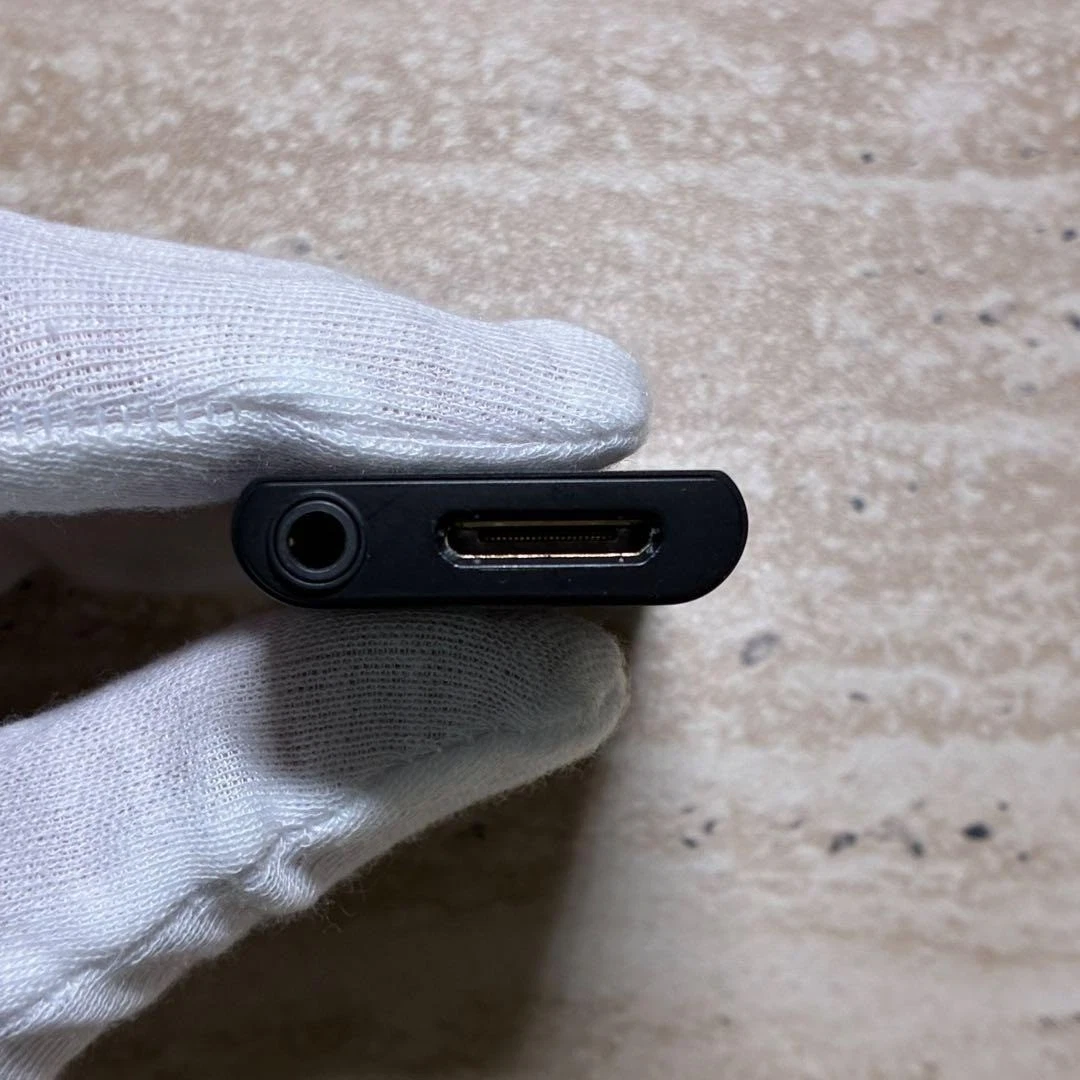 Station d'accueil haut-parleur Sony Walkman NW-E062K noire en boîte presque...