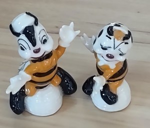 Rare Salt & Pepper Set Mid Century Anthrophomorphic Bumblebee Set Kitschy Set