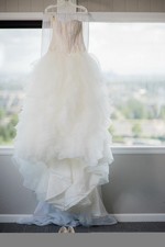 Oleg Cassini Ivory Lace Beaded Strapless Ball Gown Wedding Dress Size 8