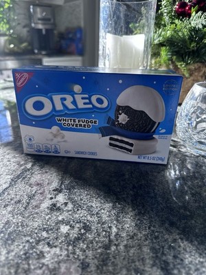 LIMITED White Fudge OREOs
