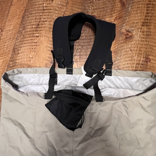 Cabela's 4MOST Waders Stockingfoot 9-11 Men LS Beige Waterproof Fly Fishing Bibs - Picture 3 of 6
