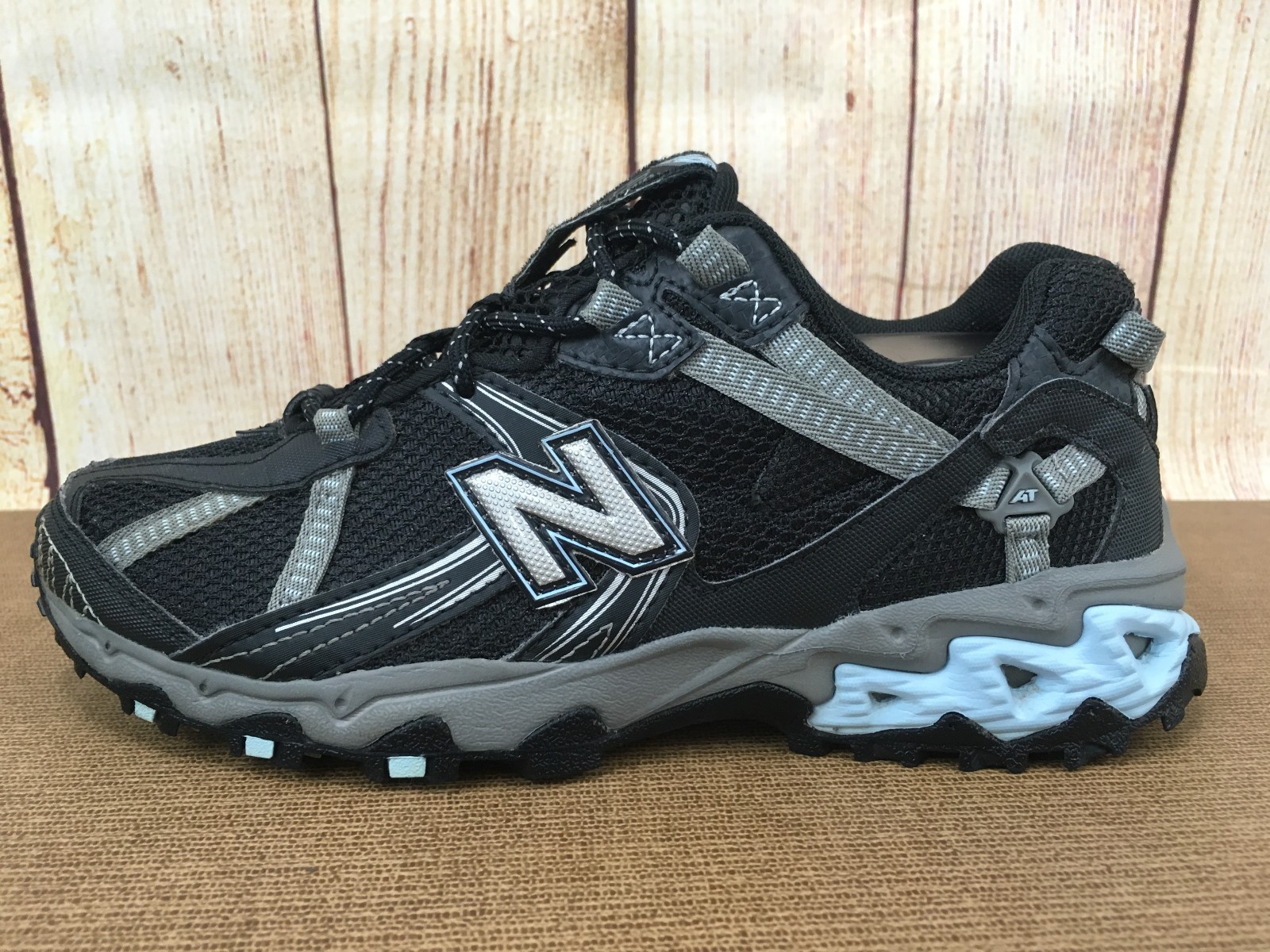 Balance 572 Women Running Shoes Black Terrain WT572BB 5.5 H3(3.6) | eBay