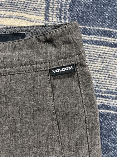 Volcom V Monty Stretch Chino Short Boys 29 Charcoal Black Skateboard Surfing - Picture 2 of 6