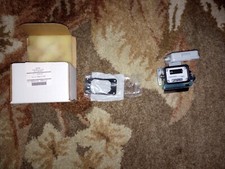 C/ phoenix contact 5602772 db9 to enclosure adapter w/ gasket (open box)