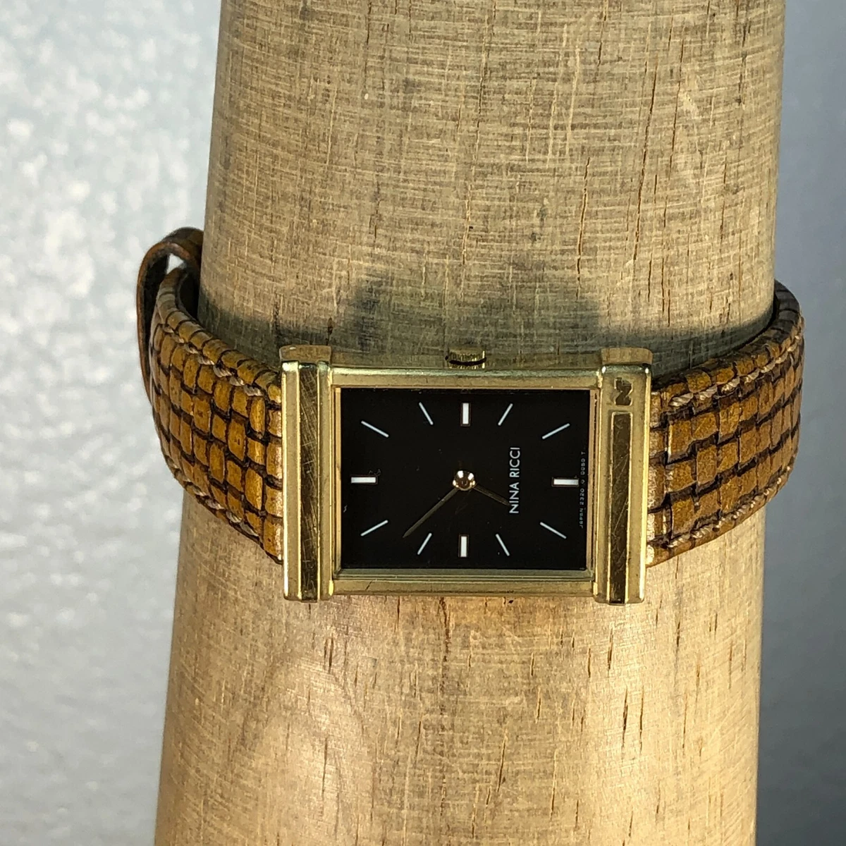 Nina ricci deals women's watches
