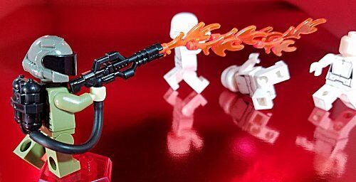 BrickArms D93 Verbrennungsanlage Flammenwerfer für SW Minifiguren -NEU- - Bild 4 von 4
