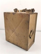 Wasserkanister f&uuml;r ein Fahrzeug der Wehrmacht. Ma&szlig;e 39 x 35 x 20cm. Originallack