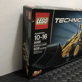Lego Technic 8069 Backhoe Loader 2-in-1 Log Handler 2011 New Sealed