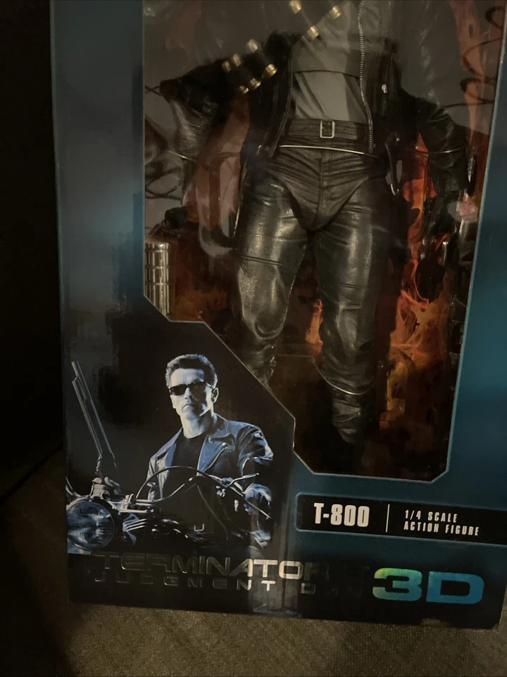 Figura de acción NECA T-800 18" escala 1/4 2017 Terminator 2 Judgment Day ¡Sellada! Foto 3 de 4