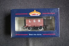 33-177W - Bachman 10T Covered Salt Wagon, 'LGW', 118, red, Sp Edn 500 (Harburn)