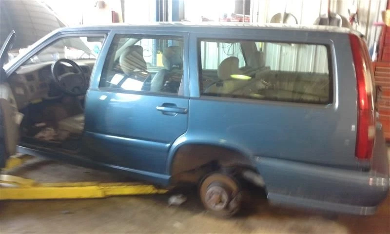 Transmissão automática FWD com Turbo 2.3L compatível com 98 VOLVO 70 SERIES 1525723 - Imagem 3 de 4