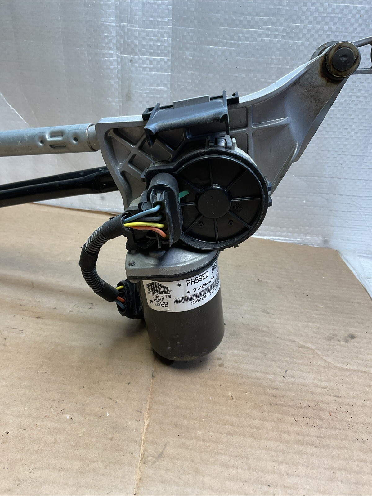2014 - 2020 MASERATI QUATTROPORTE FRONT WINDSHIELD WIPER MOTOR LINKAGE OEM 19K