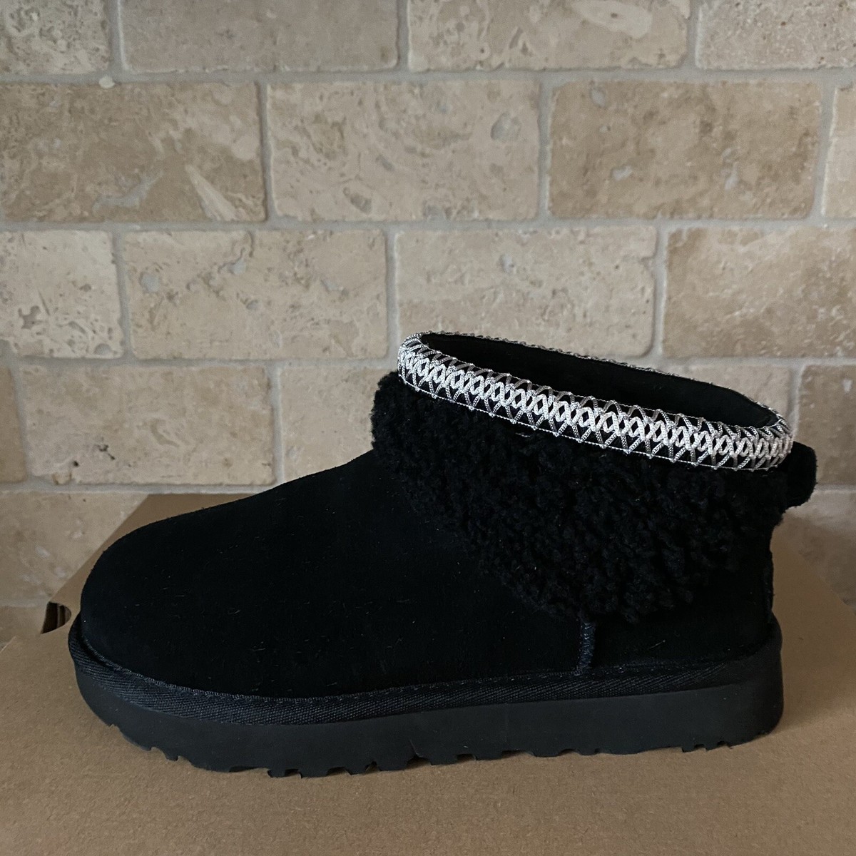 未使用「UGG Australia」17371BX-BLK-L 22cm s-l1200.jpg