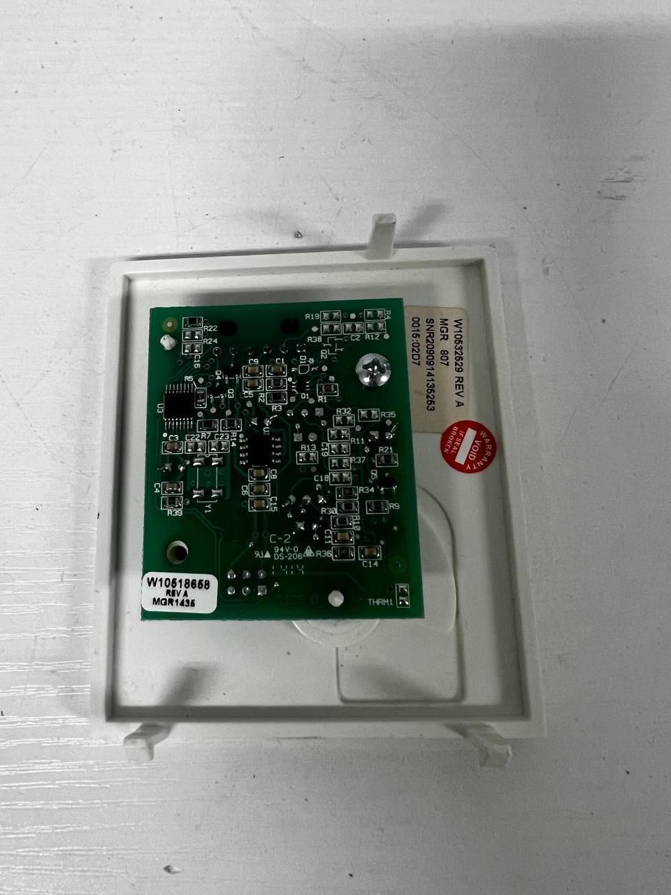 Genuine Kenmore Whirlpool Refrigerator Ice Control Cover W10532529 