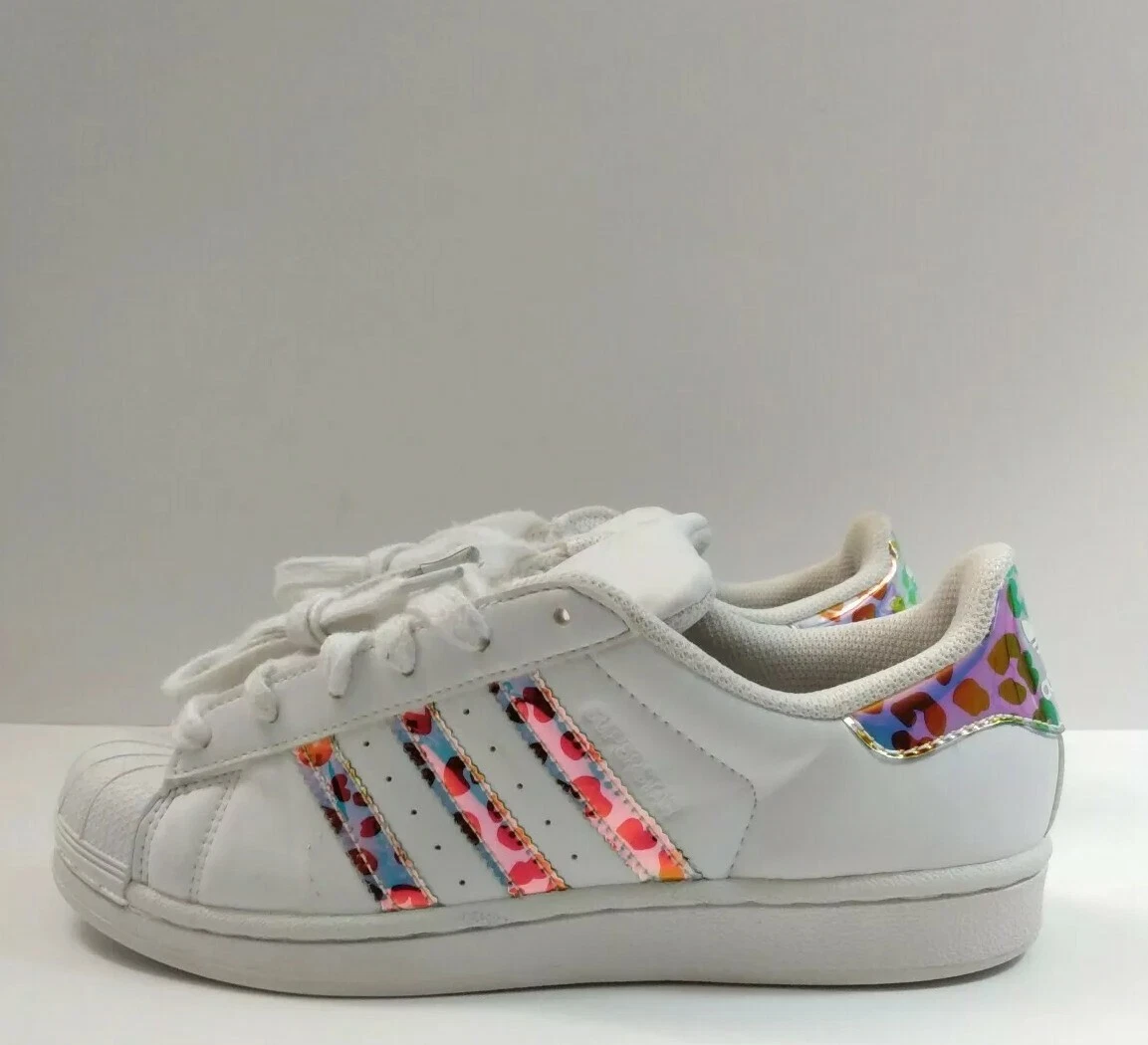 Adidas superstar sales leopard iridescent